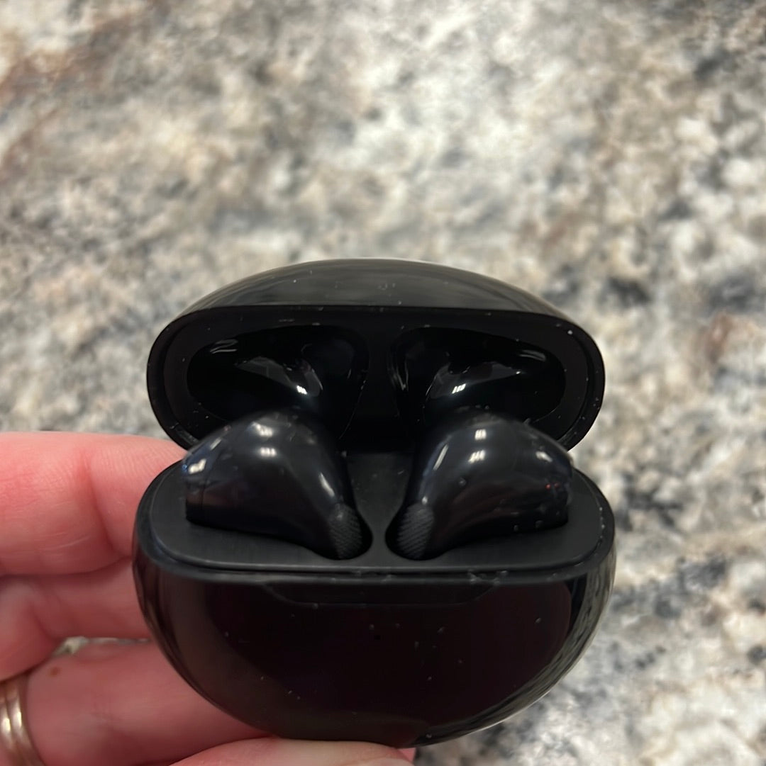 Black Earbuds