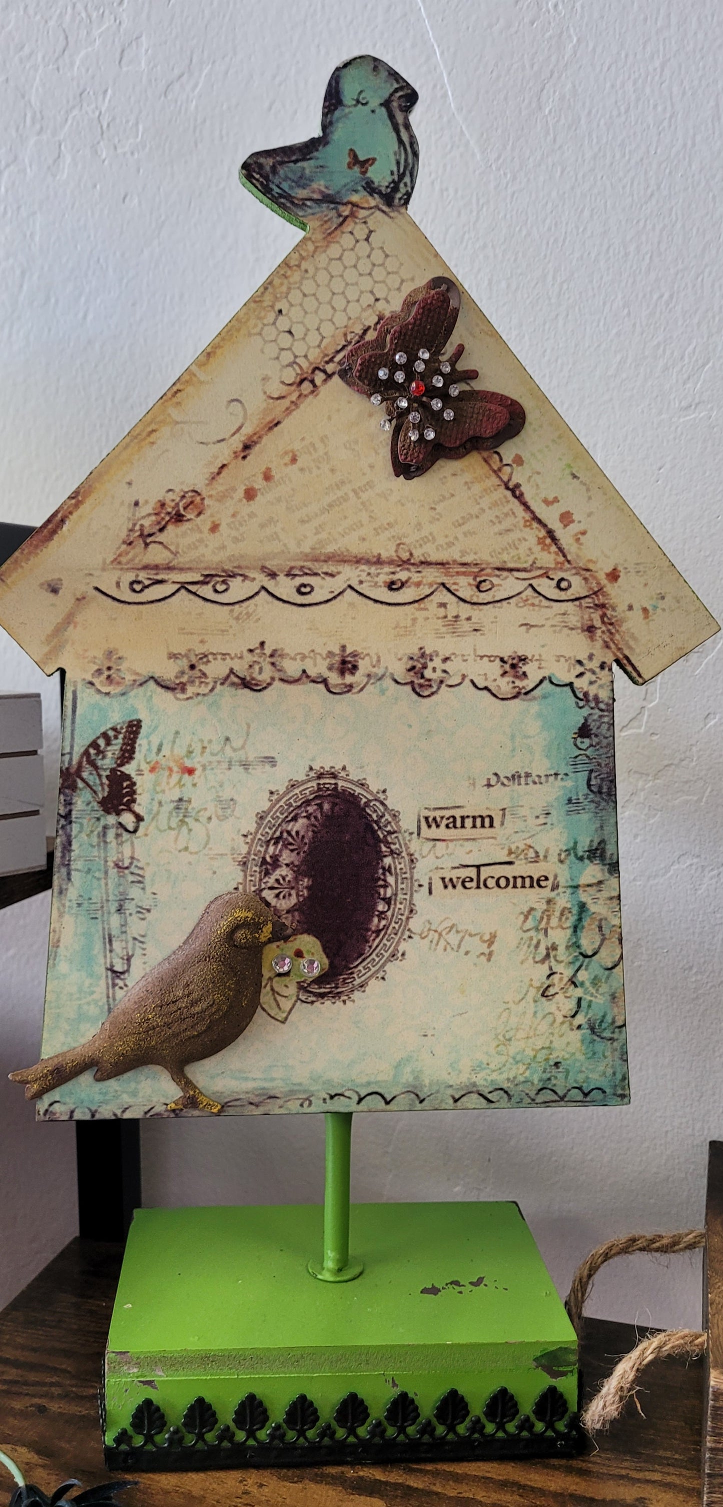 Bird house decor