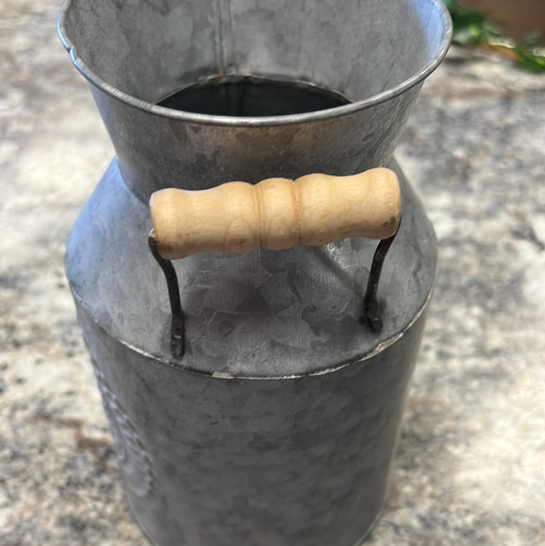 Small Farmhouse Tin