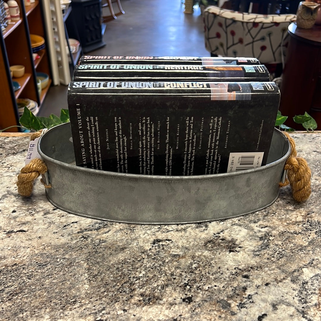 Rope Handle Tin