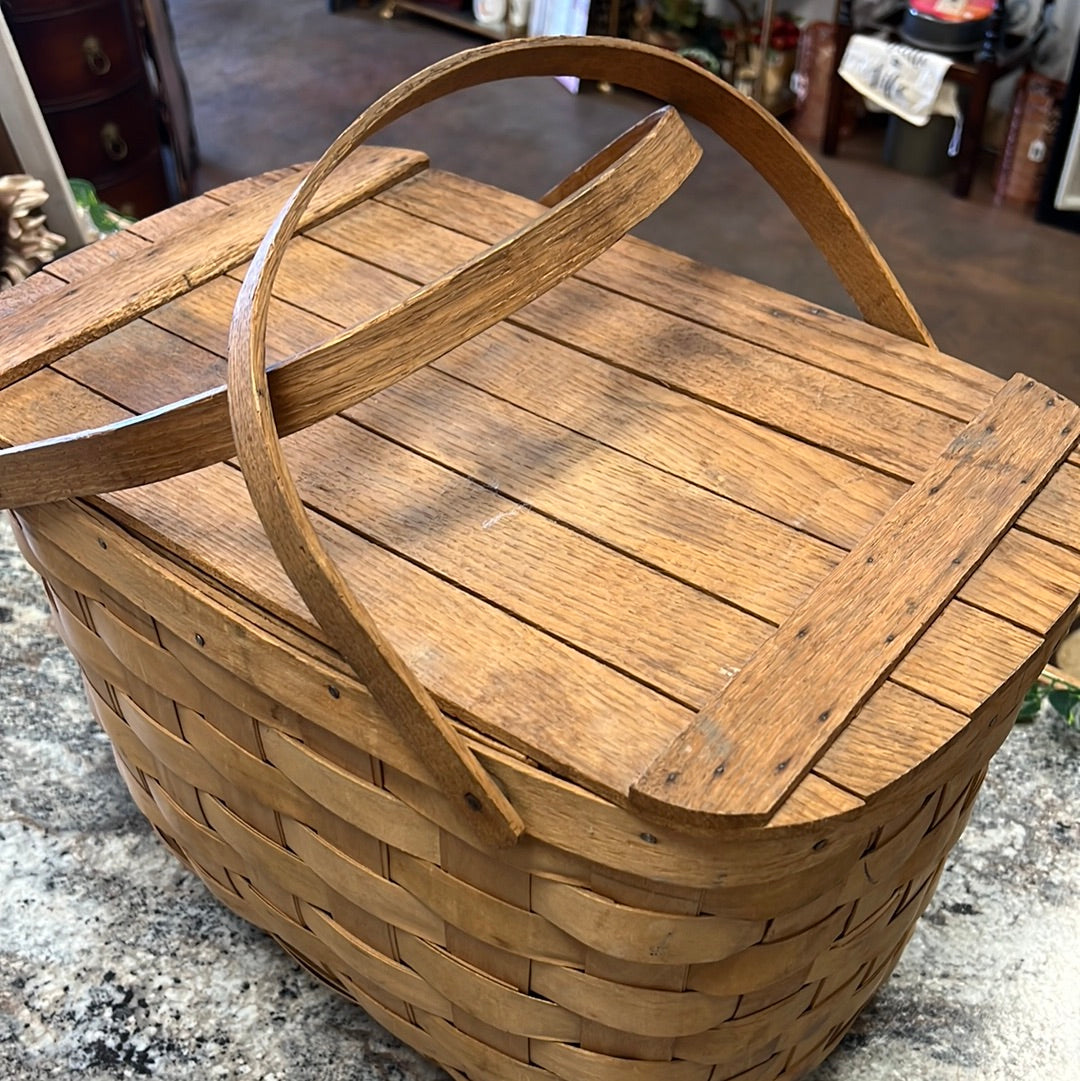 Vintage Picnic Basket