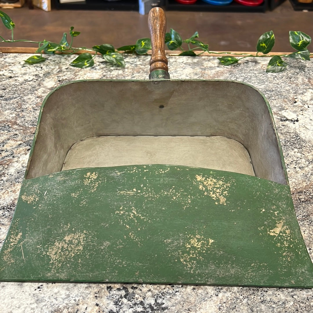 Dust Pan Decor