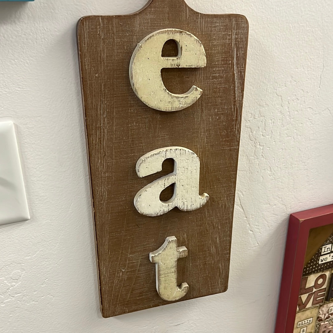 Wood Eat Sign