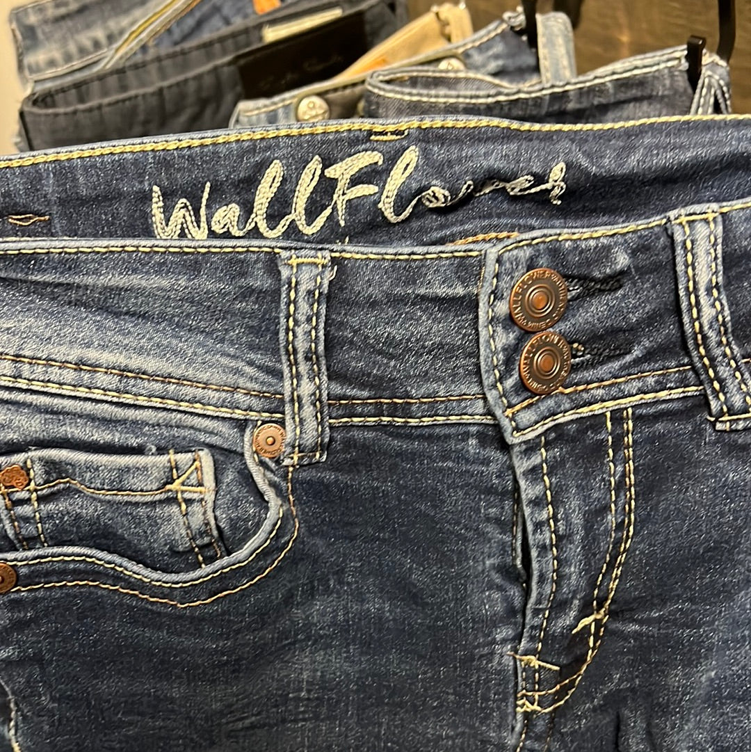 Wallflower Skinny 5