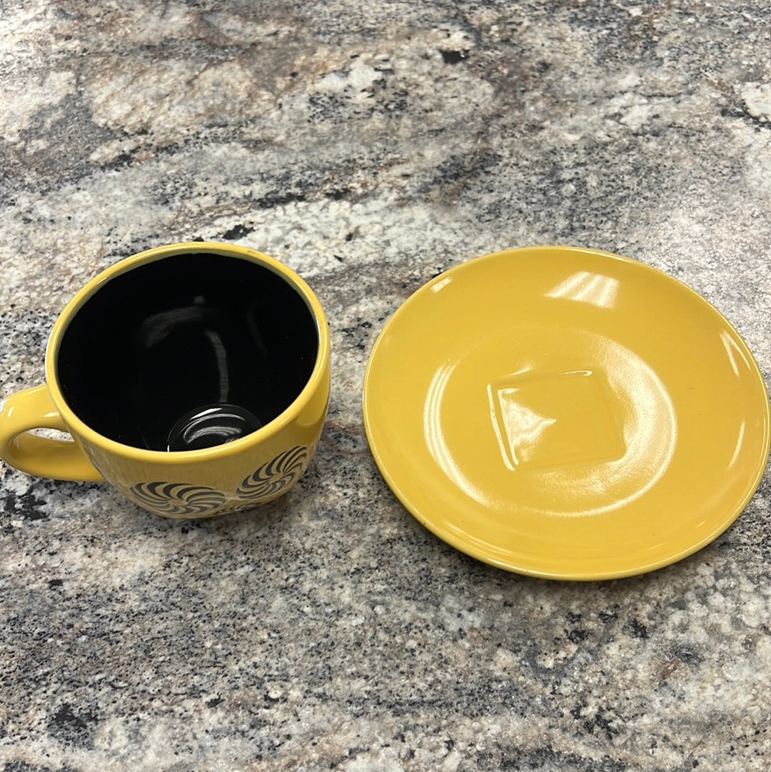Cup & Saucer Set