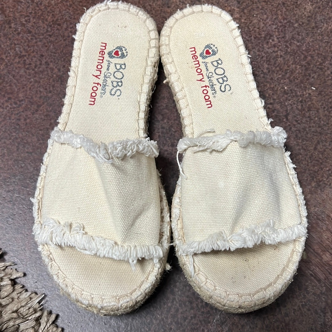 Bob Sandals Sz 7