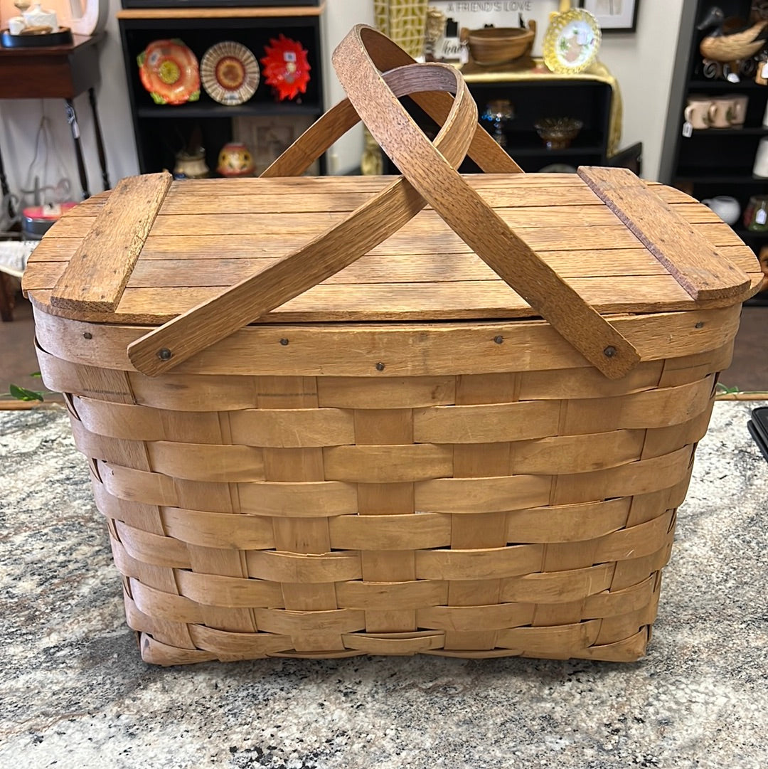 Vintage Picnic Basket