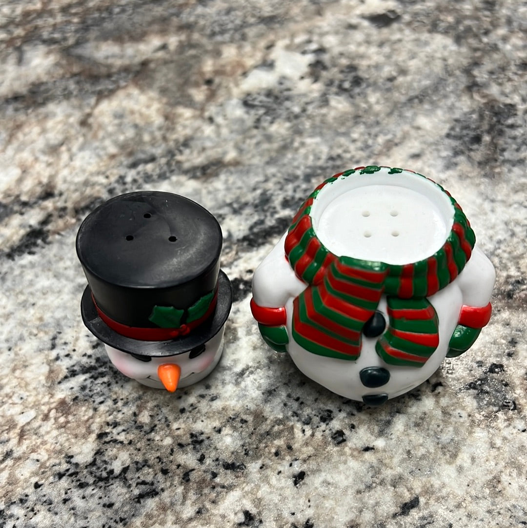 Avon Stacking Shaker Set