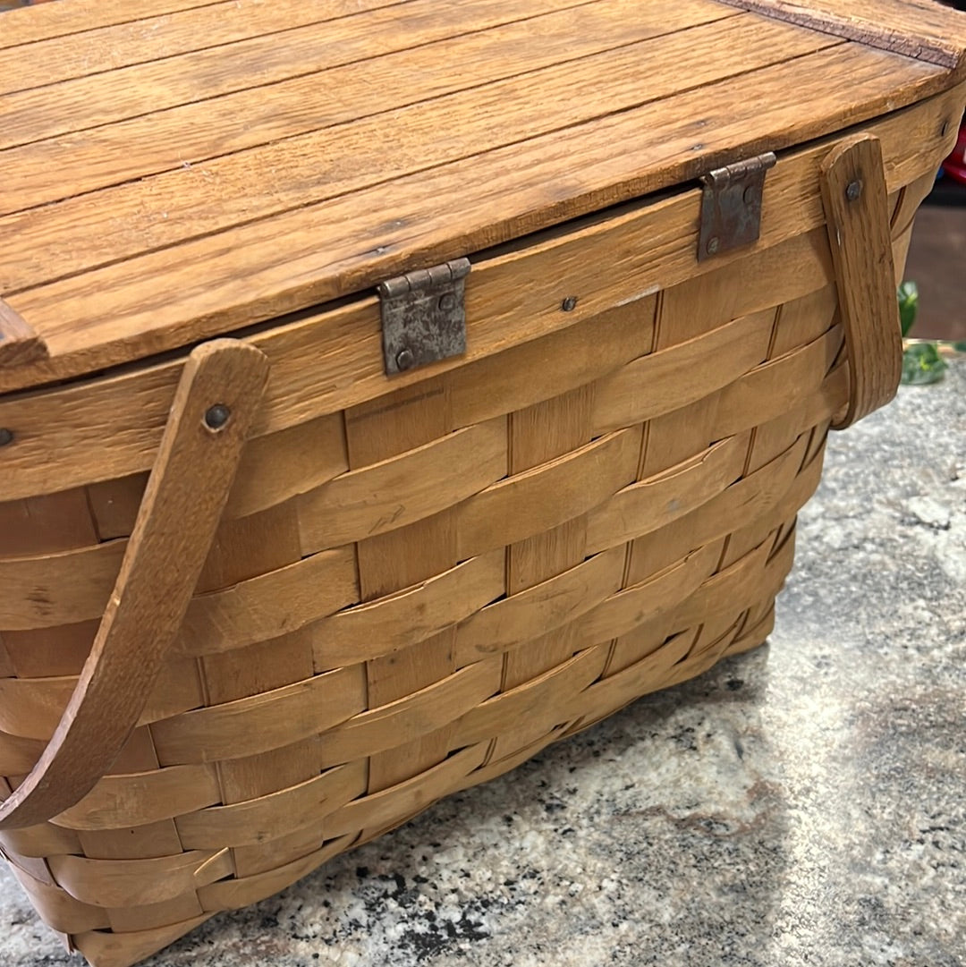 Vintage Picnic Basket