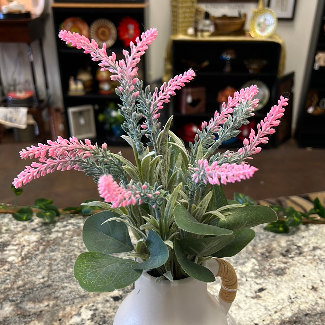 White Pot W/Flowers