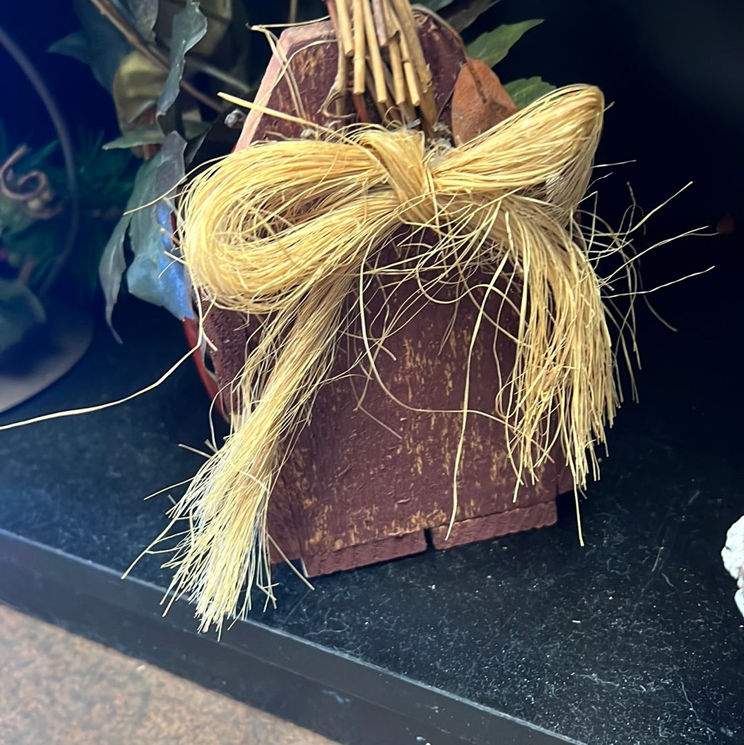Apple Basket Decor