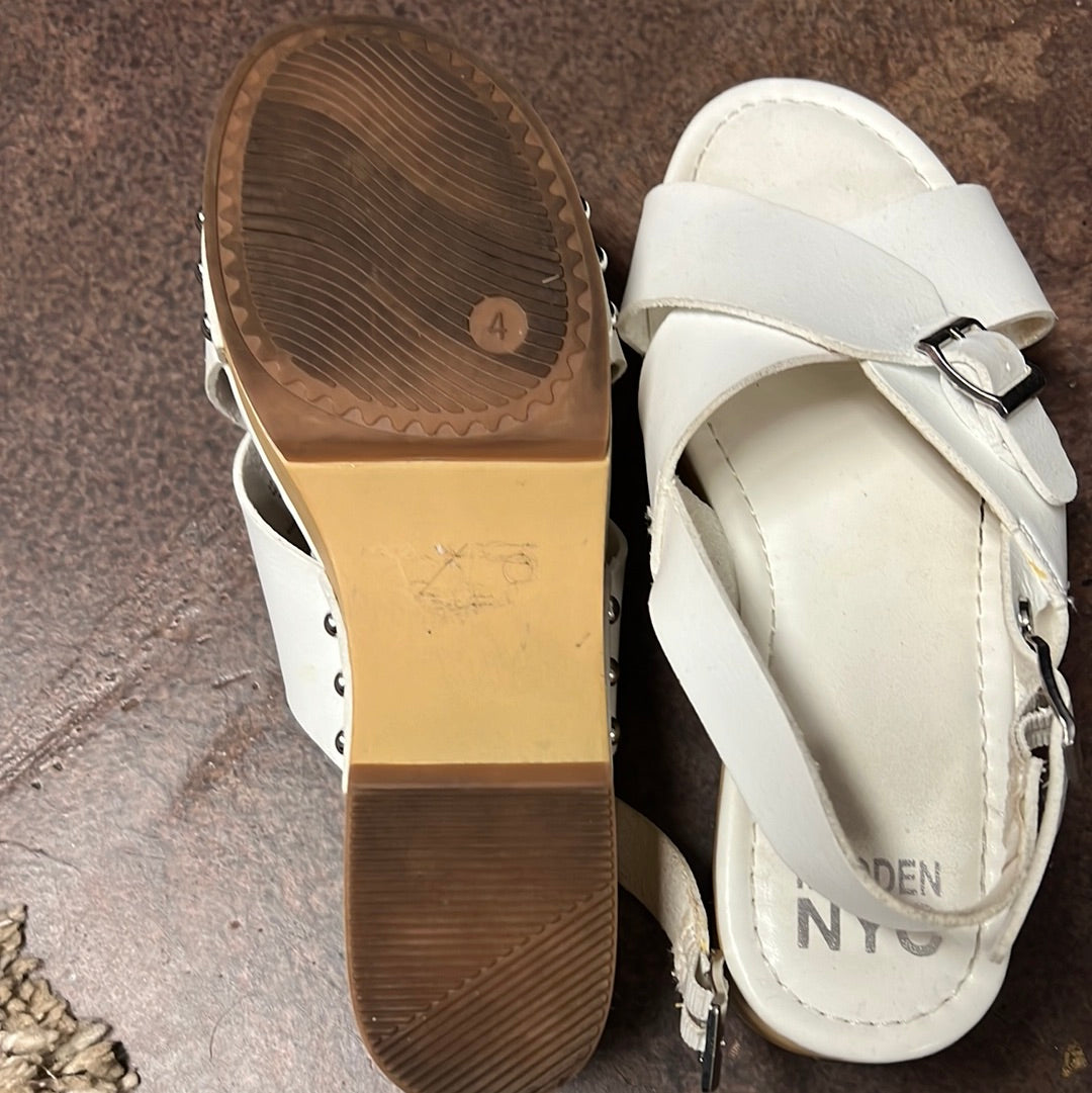 Wedge Sandals Sz 4