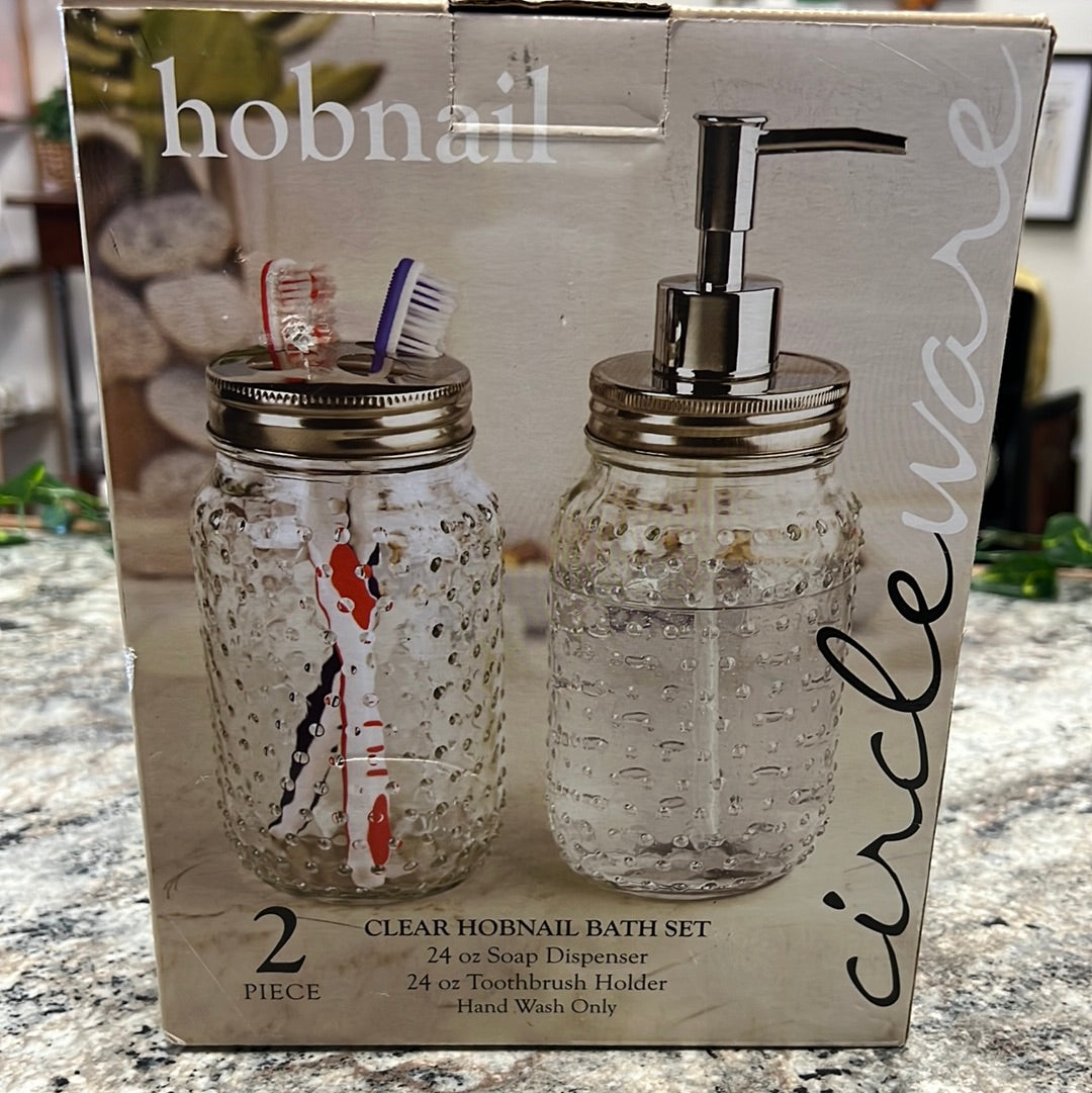 Hobnail Bath Set