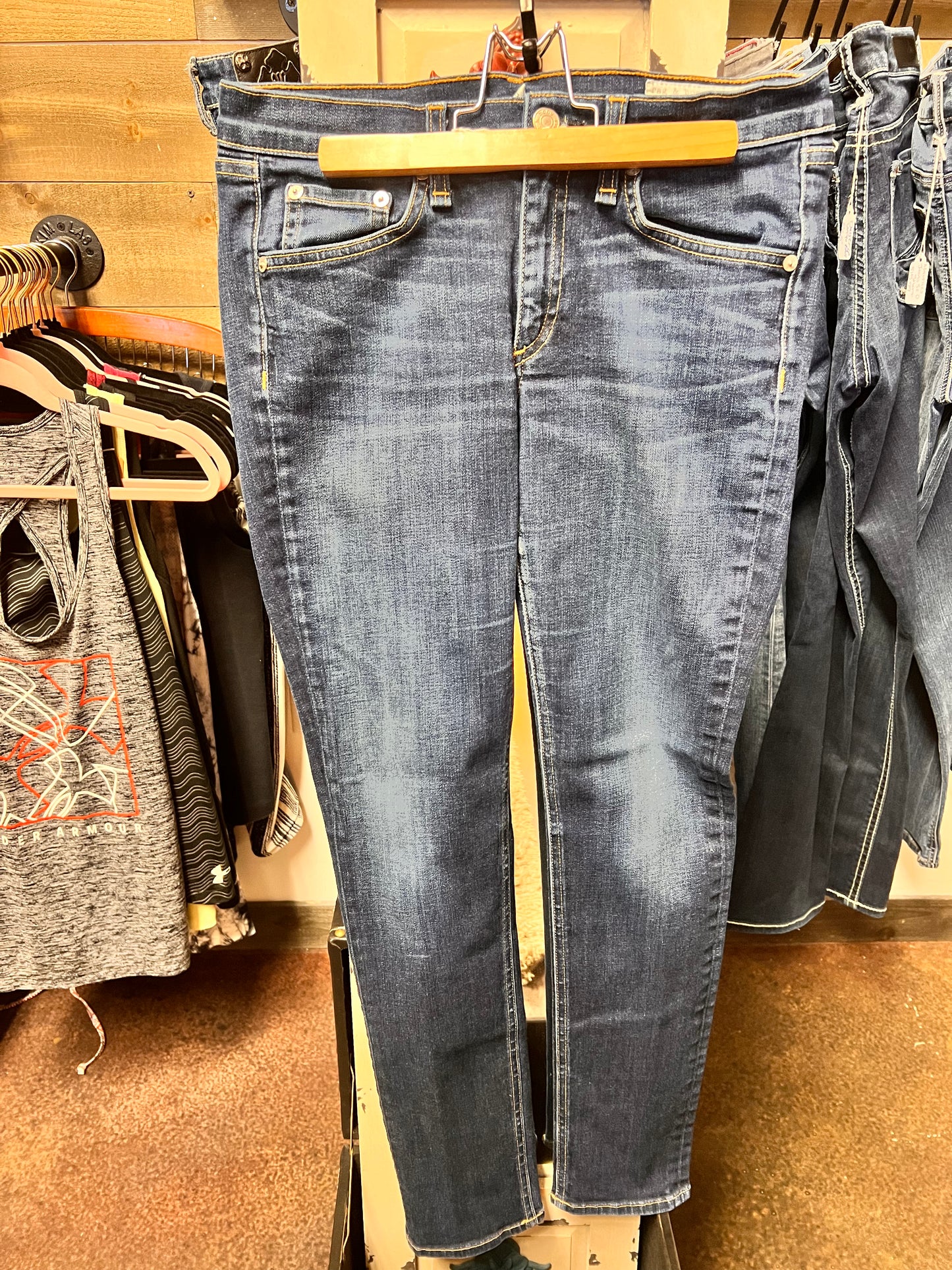 Rag & Bone Jeans 28