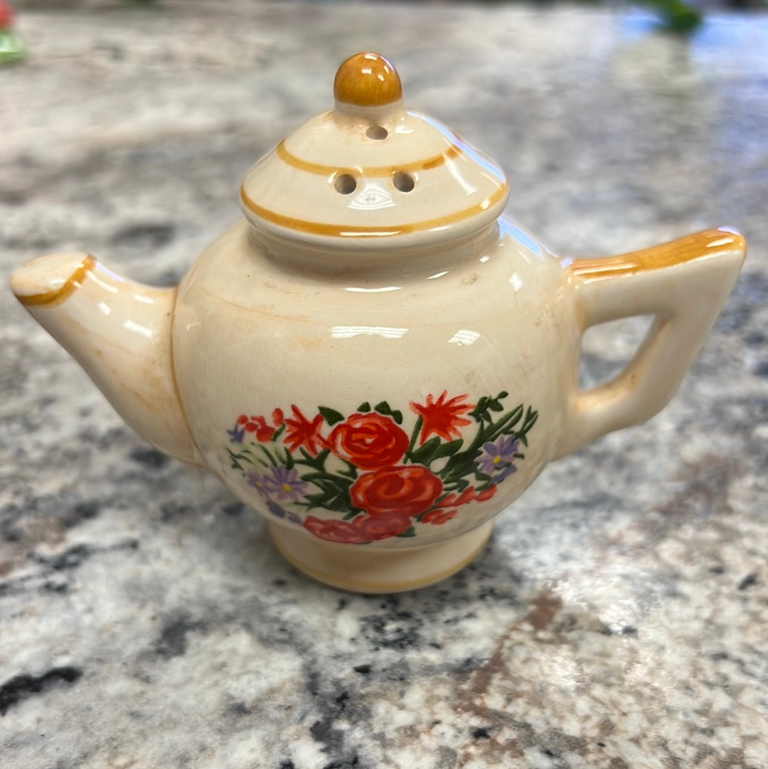 Teapot Salt Shaker