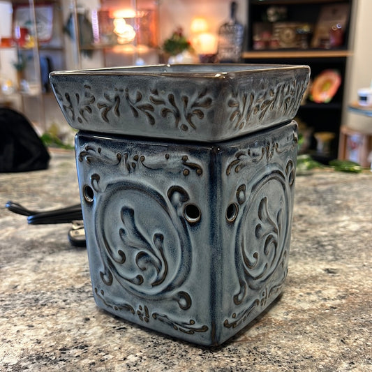 Blue Scentsy Warmer