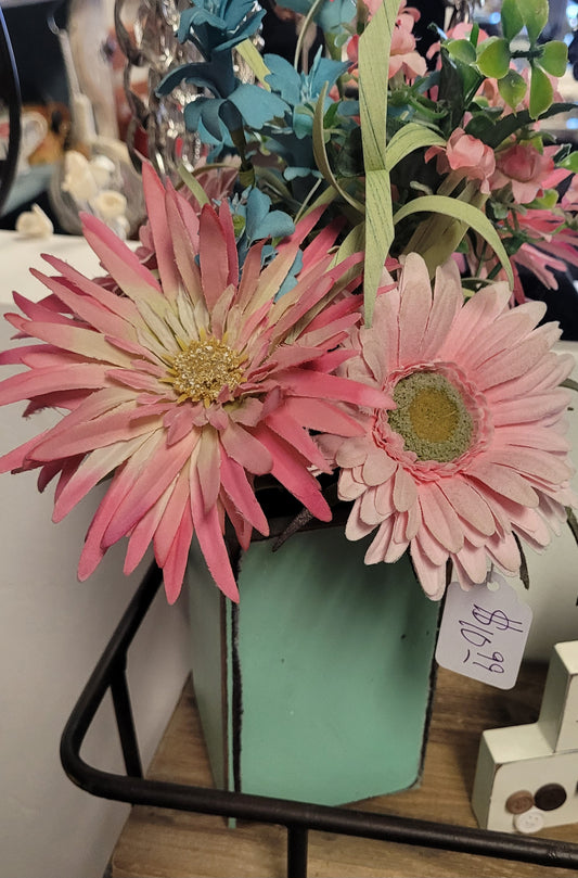 Box decor