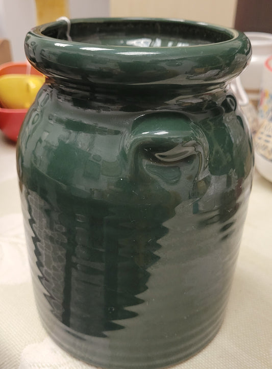 Utensil holder