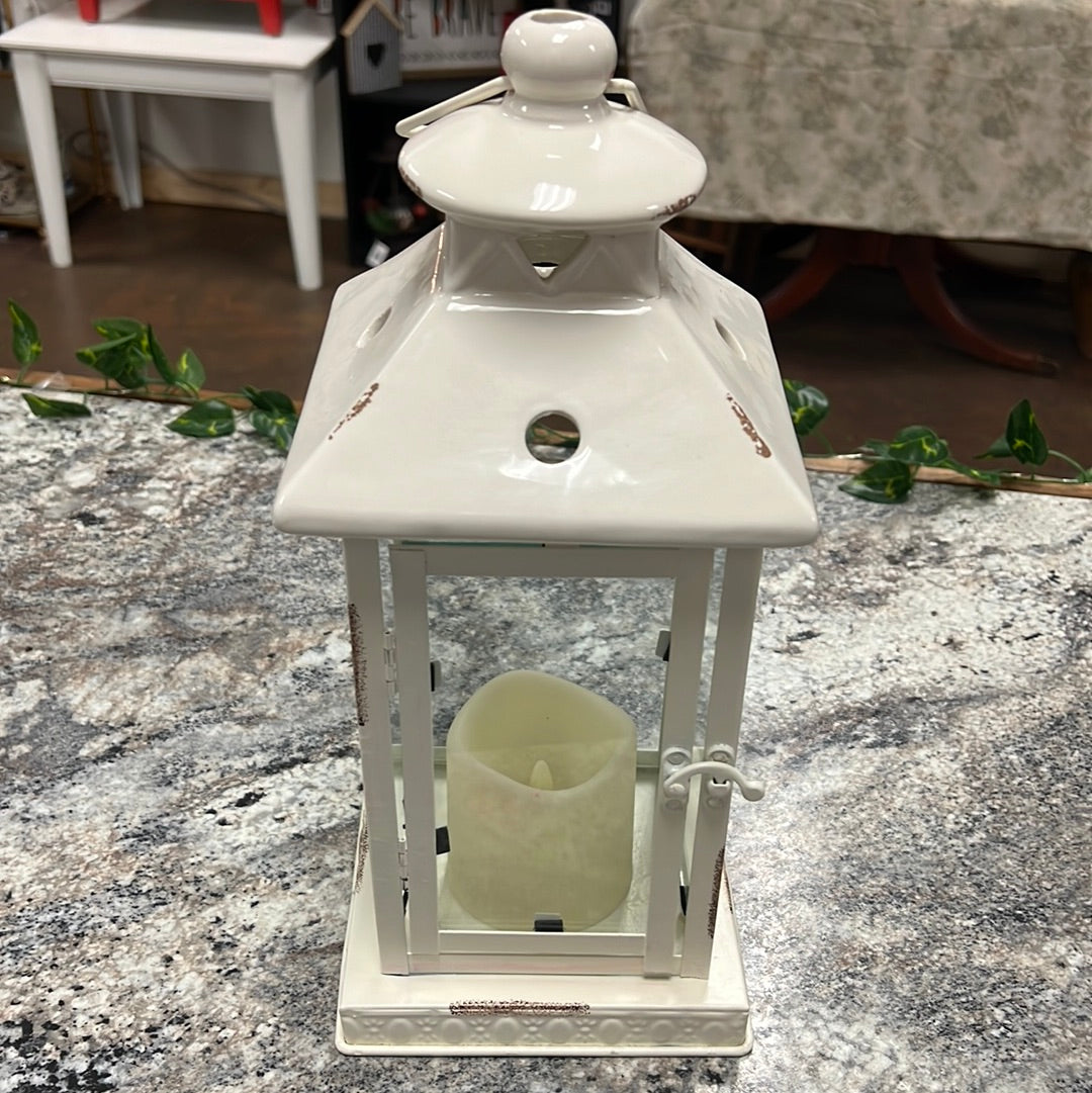 Farmhouse Lantern