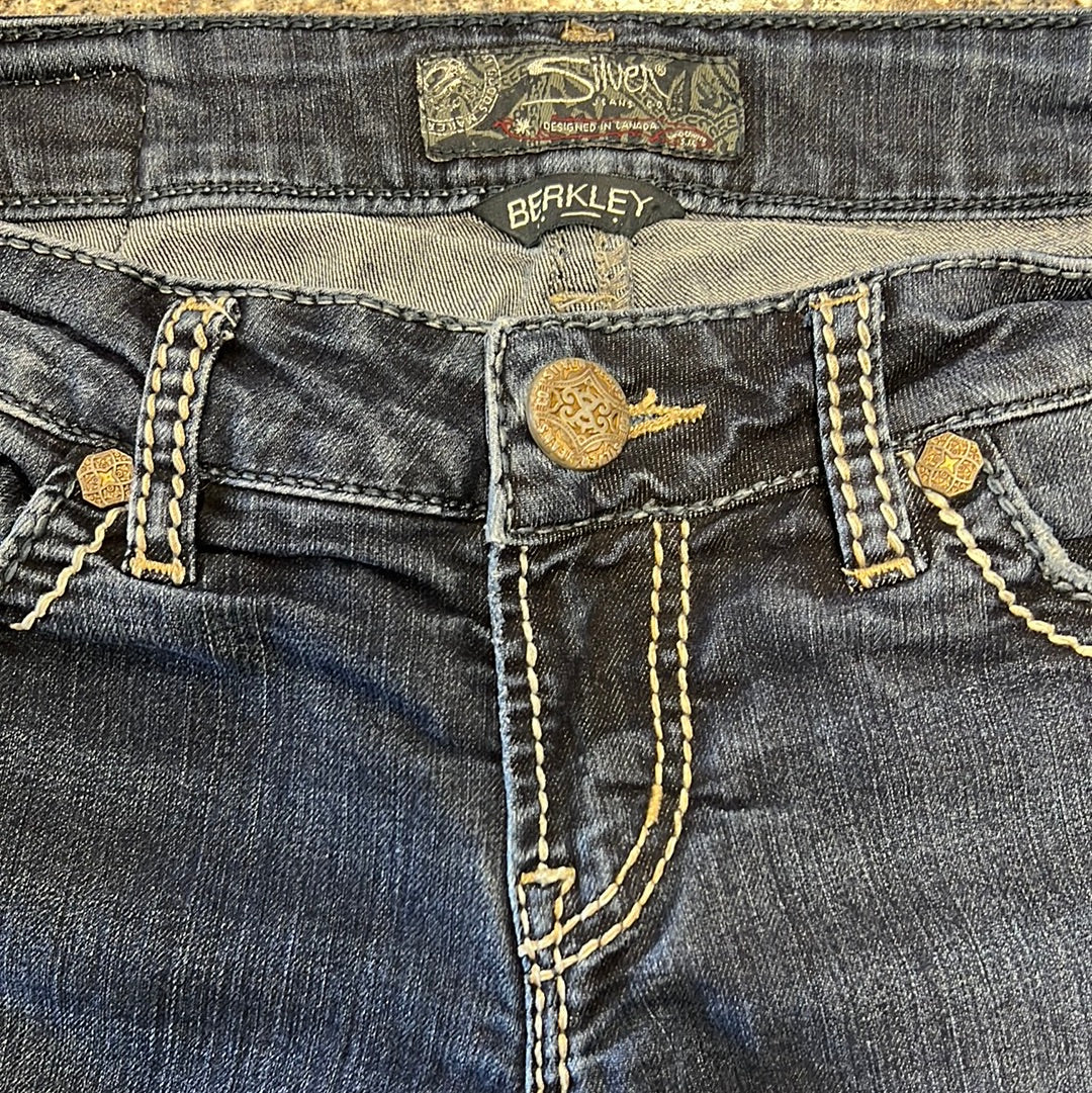 Silver Jeans 26