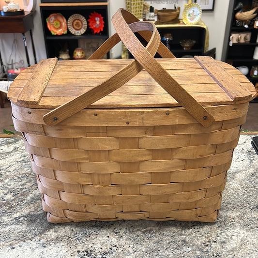 Vintage Picnic Basket