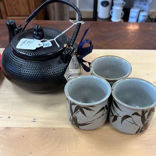 Vintage Teapot Set