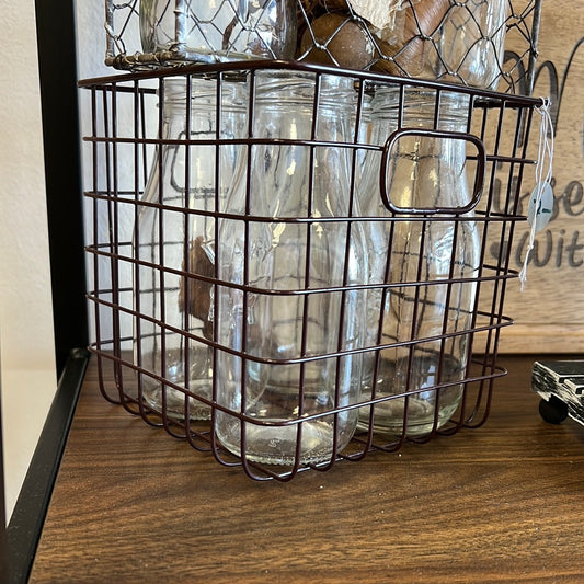 Wire Basket W/Handles