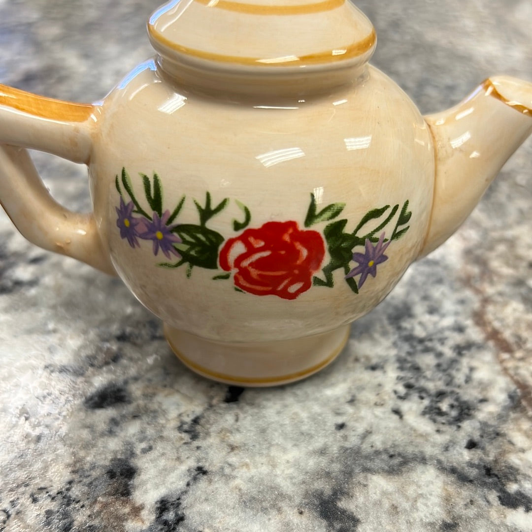 Teapot Salt Shaker