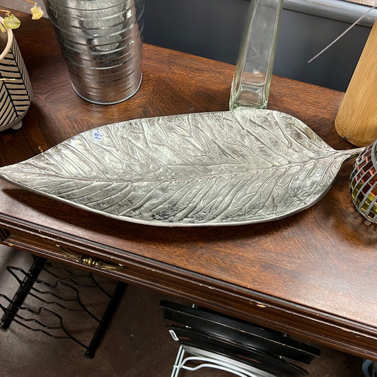 Large Leaf Decorative Plate