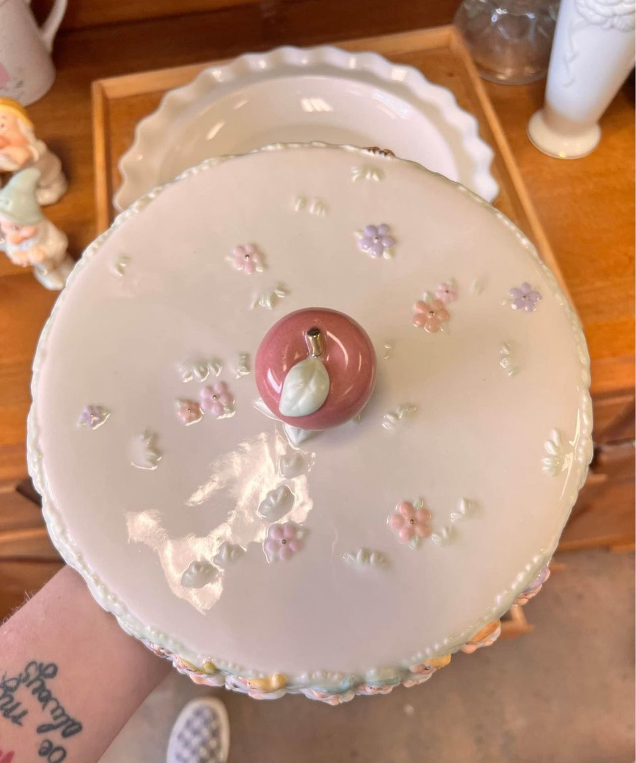 Lenox Snow White Pie Keeper RARE