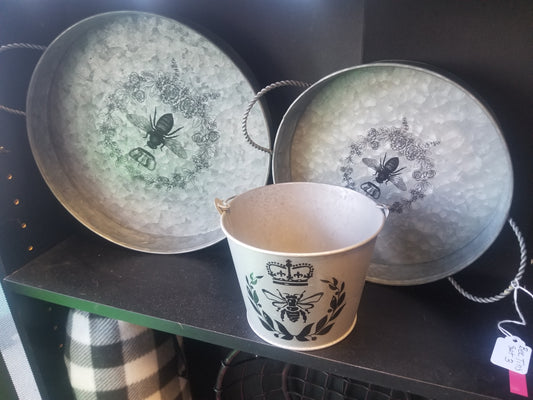 Bee tins set 3