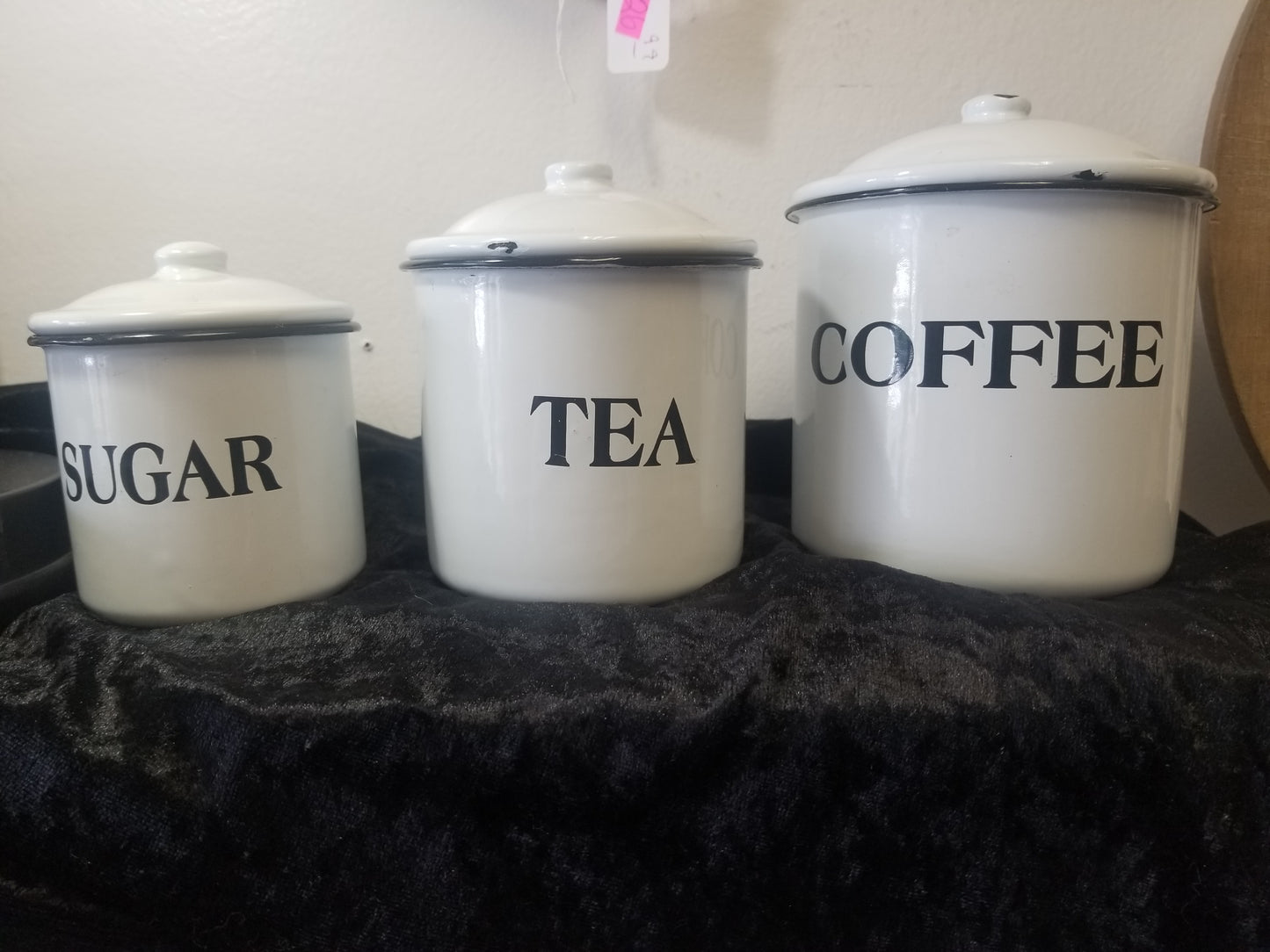 Vintage tin canisters set 3