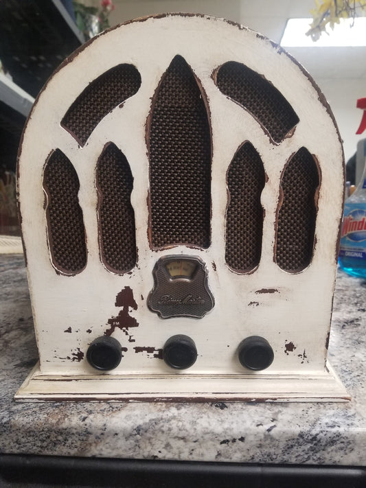 White old school radio