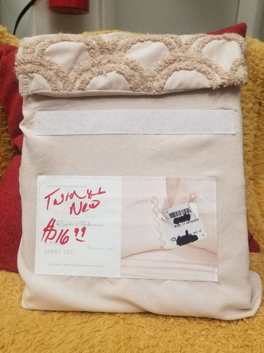 Twin sheets pink